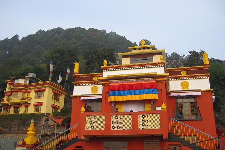 དཔལ་ལྡན་ཁྲི་བརྟན་ནོར་བུ་རྩེ། (གཡུང་དྲུང་བོན།)
