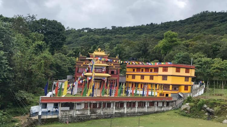 སོག་གཡུང་དྲུང་གླིང་། (གཡུང་དྲུང་བོན། སྒང་ཏོག)