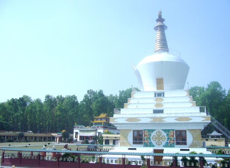 བླ་བྲང་བཀྲ་ཤིས་འཁྱིལ། (དགེ་ལུགས། སྡེ་ར་ལྡུན།)