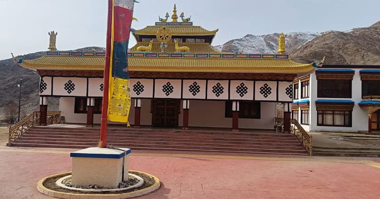 གུ་རུ་ལྷ་ཁང་བདུད་འདུལ་གླིང་། (སྔ་འགྱུར་རྙིང་མ། ལ་དྭགས།)