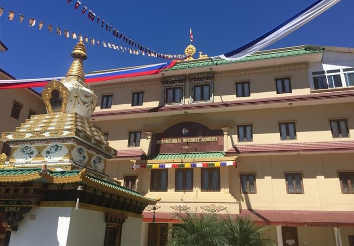 རྒྱལ་ཡོངས་གསུང་རབ་སློབ་གཉེར་ཁང་། (ས་སྐྱ། བལ་ཡུལ་ཏིན་ཅུ་ལི།)