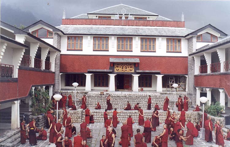 བཙུན་དགོན་སྒྲོལ་མ་གླིང་རིགས་ལམ་སློབ་གཉེར་ཁང་།(རིས་མེད། དྷ་ས།)