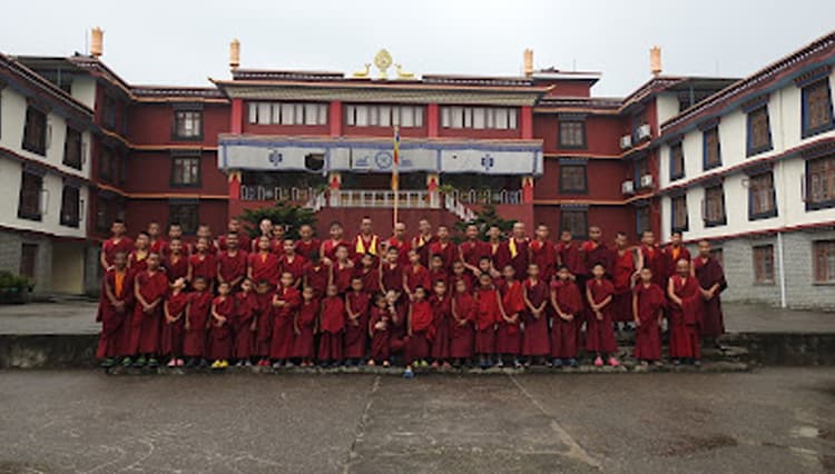 ཞ་ལུ་དགོན། (ཞ་ལུ། ཏི་ལོ་པུར།)